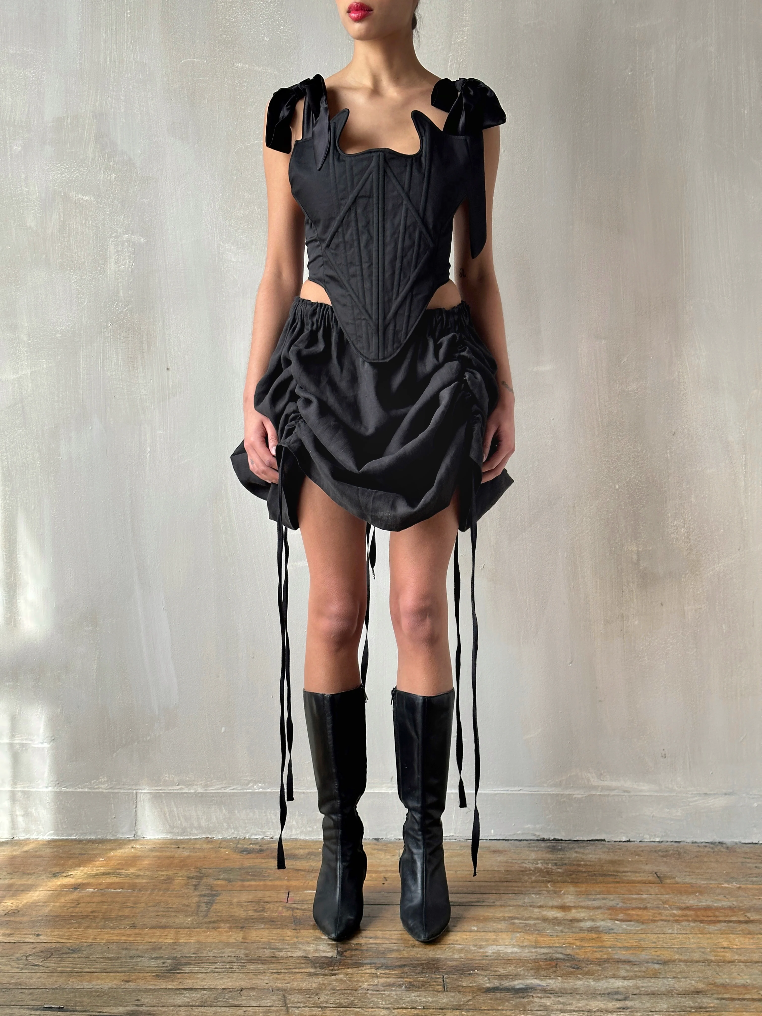 Black Four-Way Drawstring Skirt in Linen (Pre-Order) - Image 8