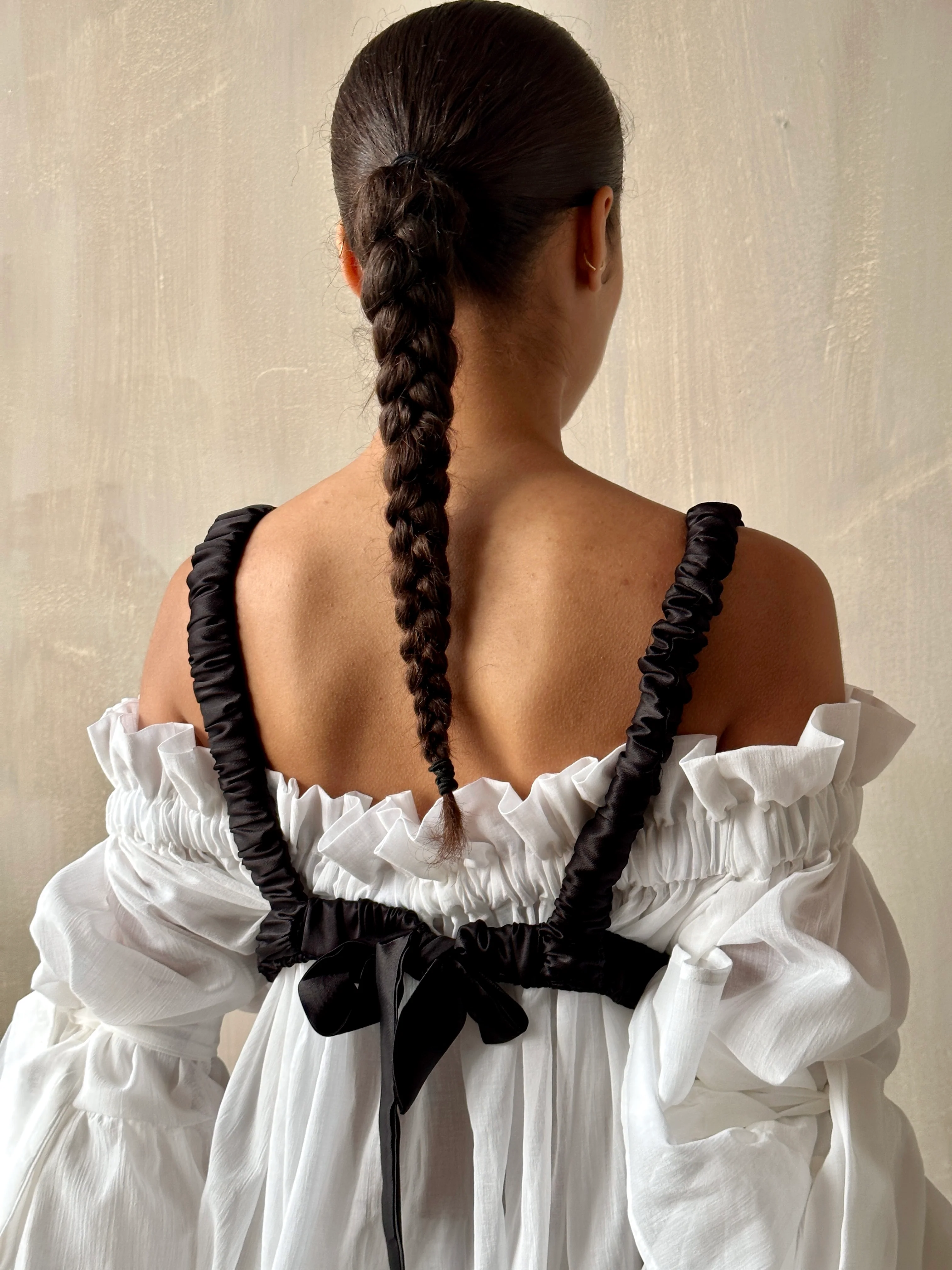 Spring '24 Black Satin Bow Harness - Image 4