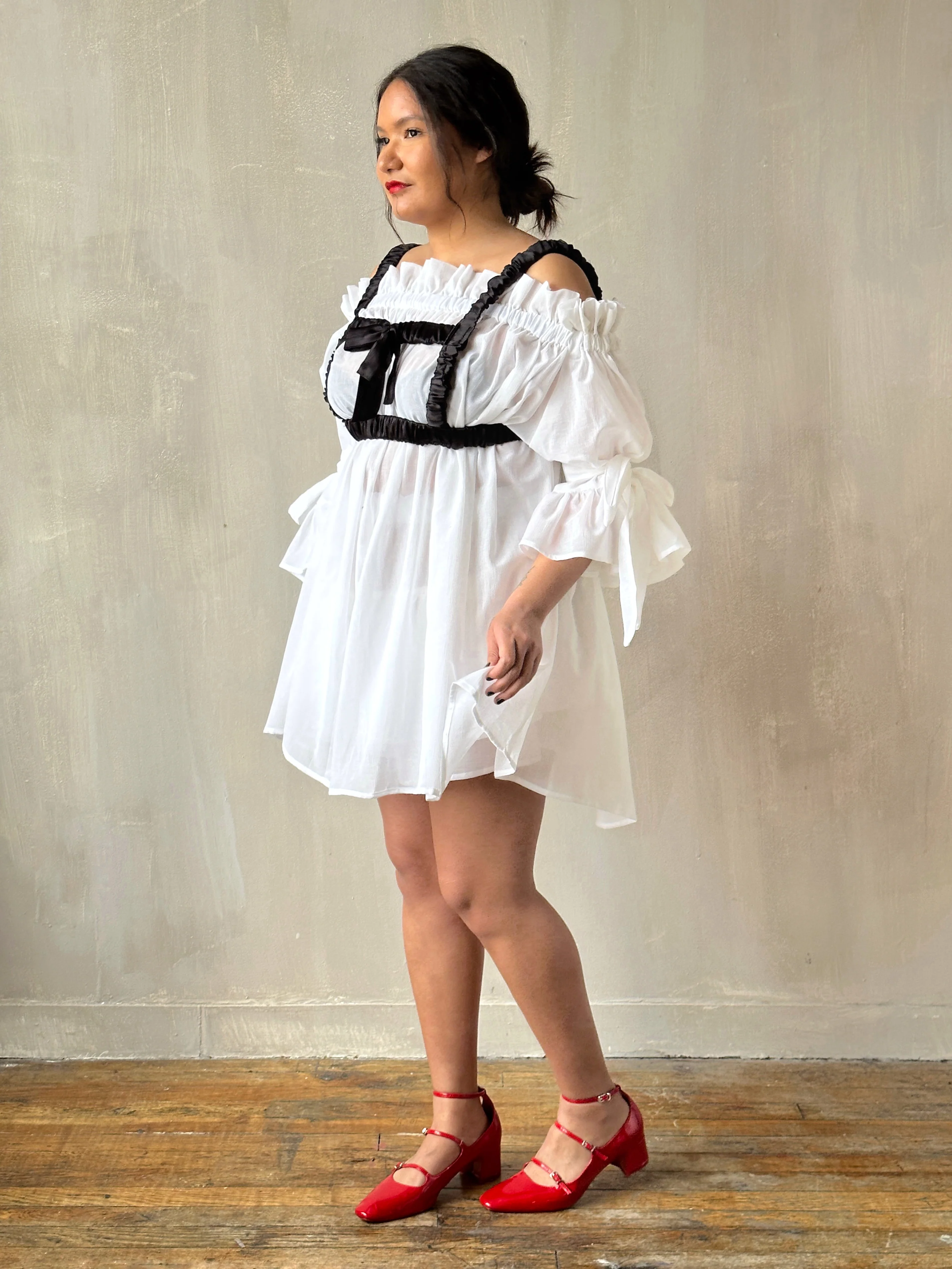 Spring '24 Black Satin Bow Harness - Image 5