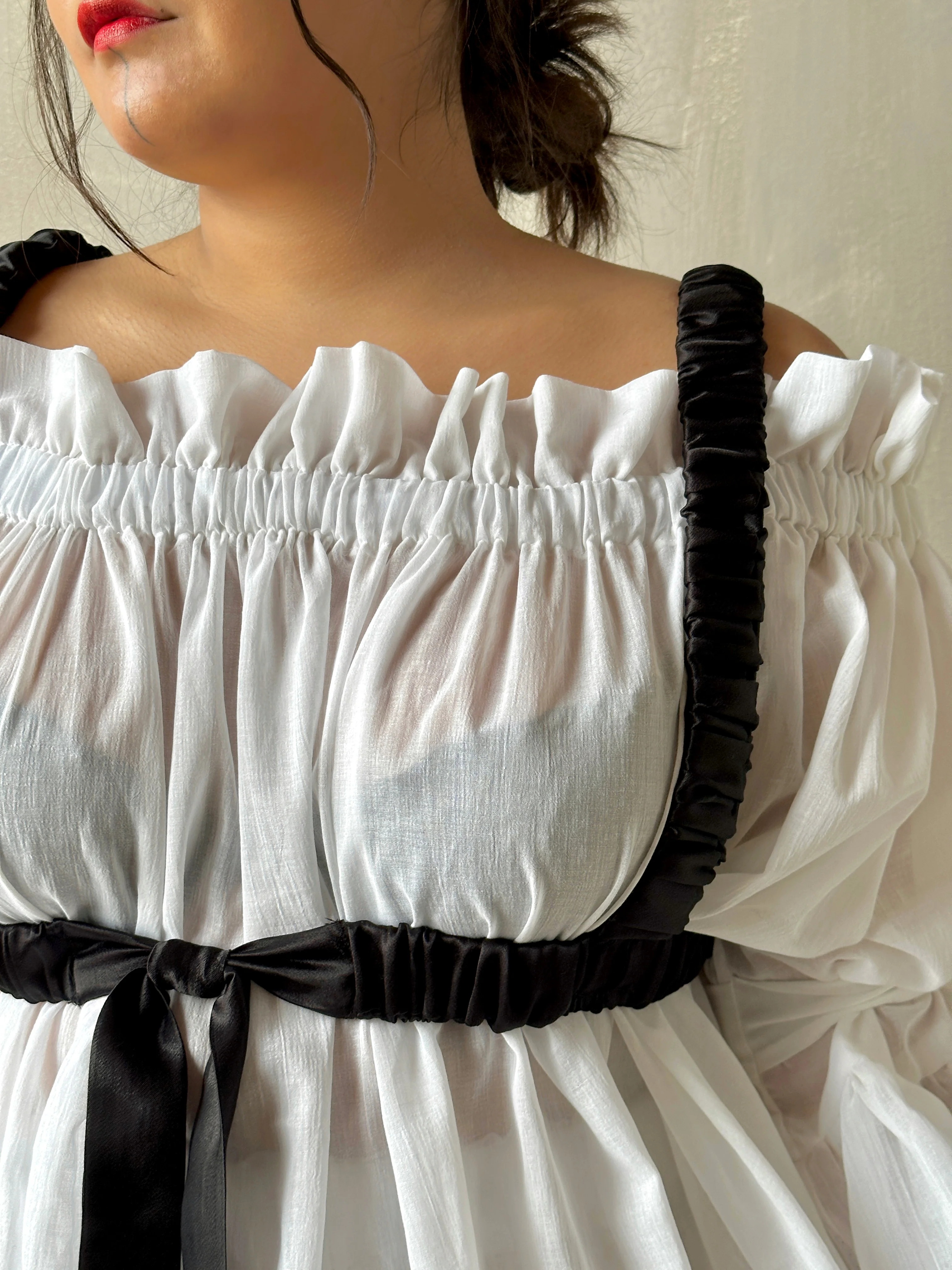 Spring '24 Black Satin Bow Harness - Image 7