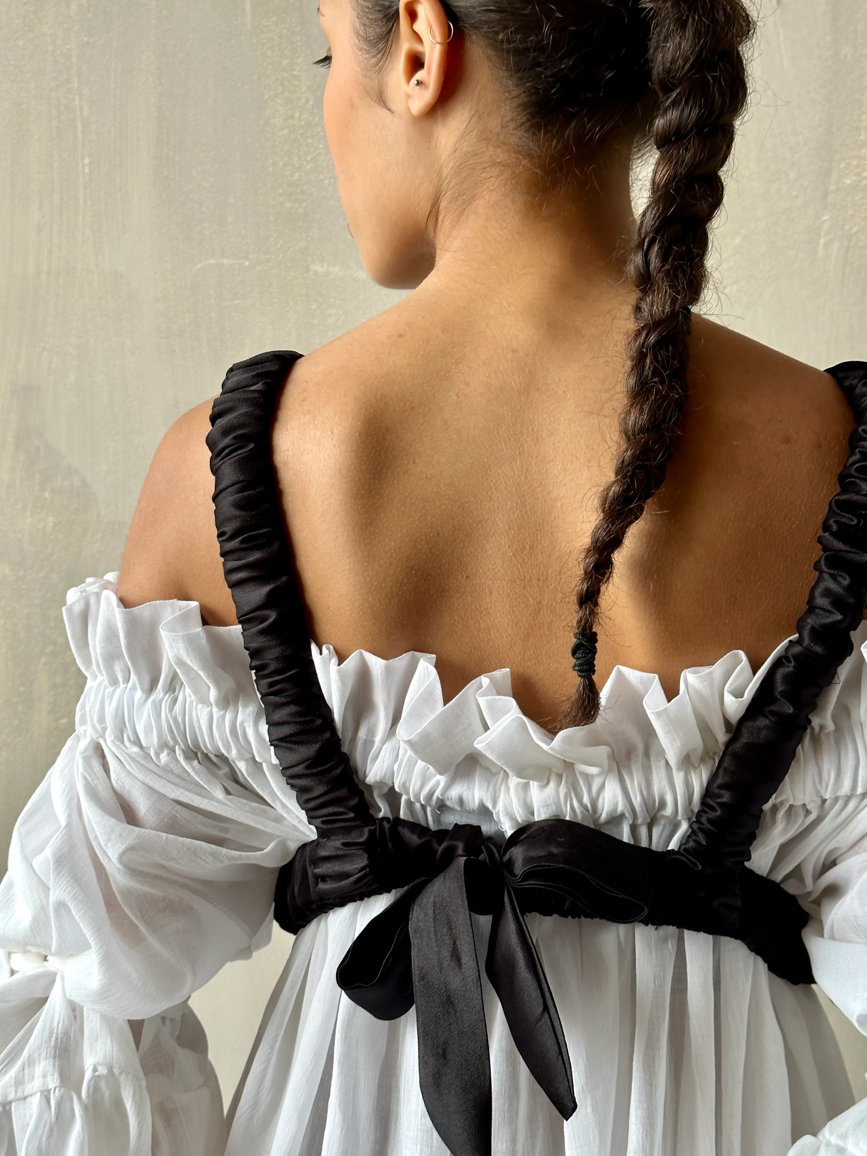 Spring '24 Black Satin Bow Harness - Image 8