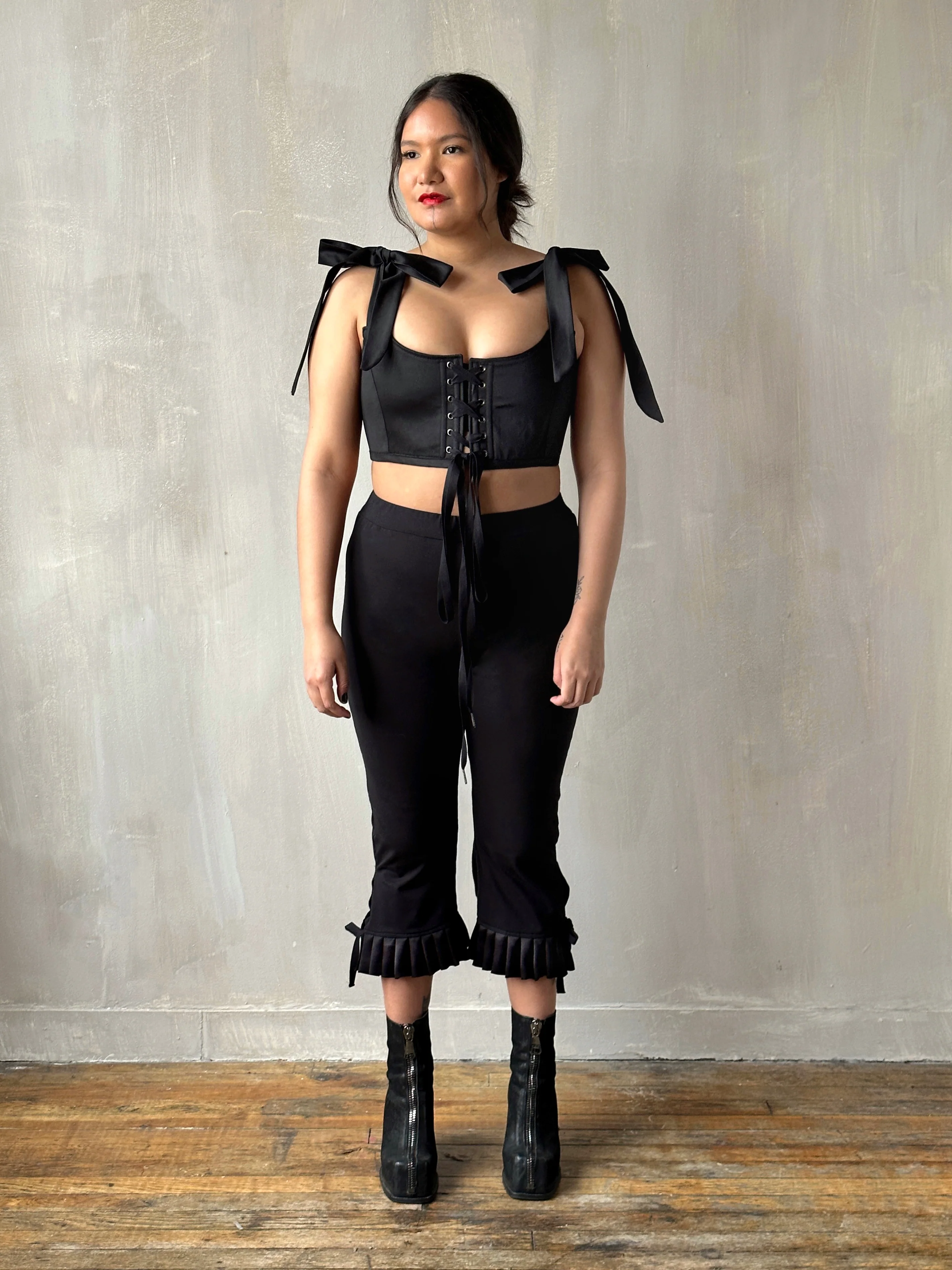 Capri Legging w/ Ruffle - Image 3