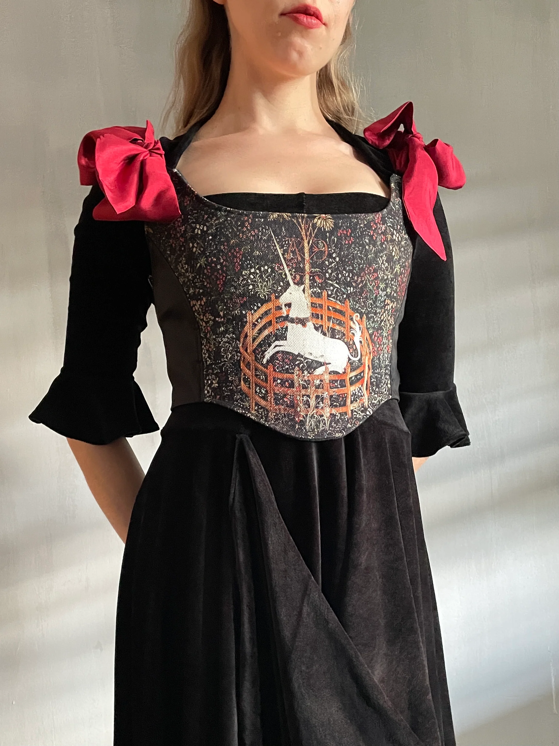 FW 2021: Unicorn in Captivity Bustier - Image 10