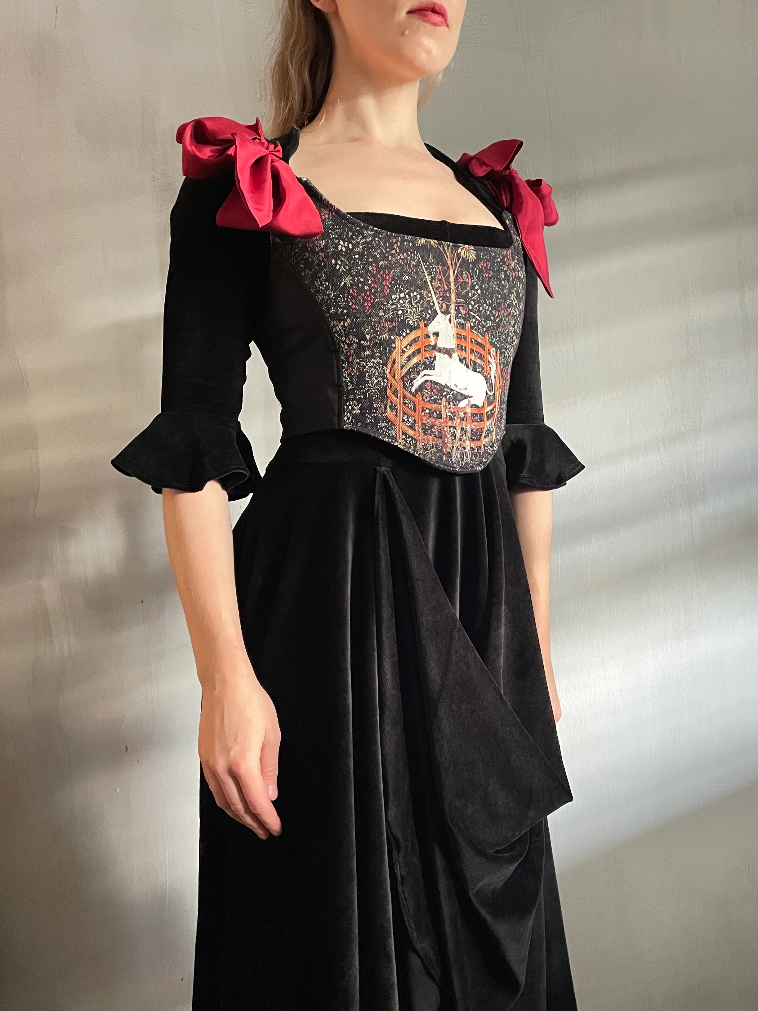 FW 2021: Unicorn in Captivity Bustier - Image 3