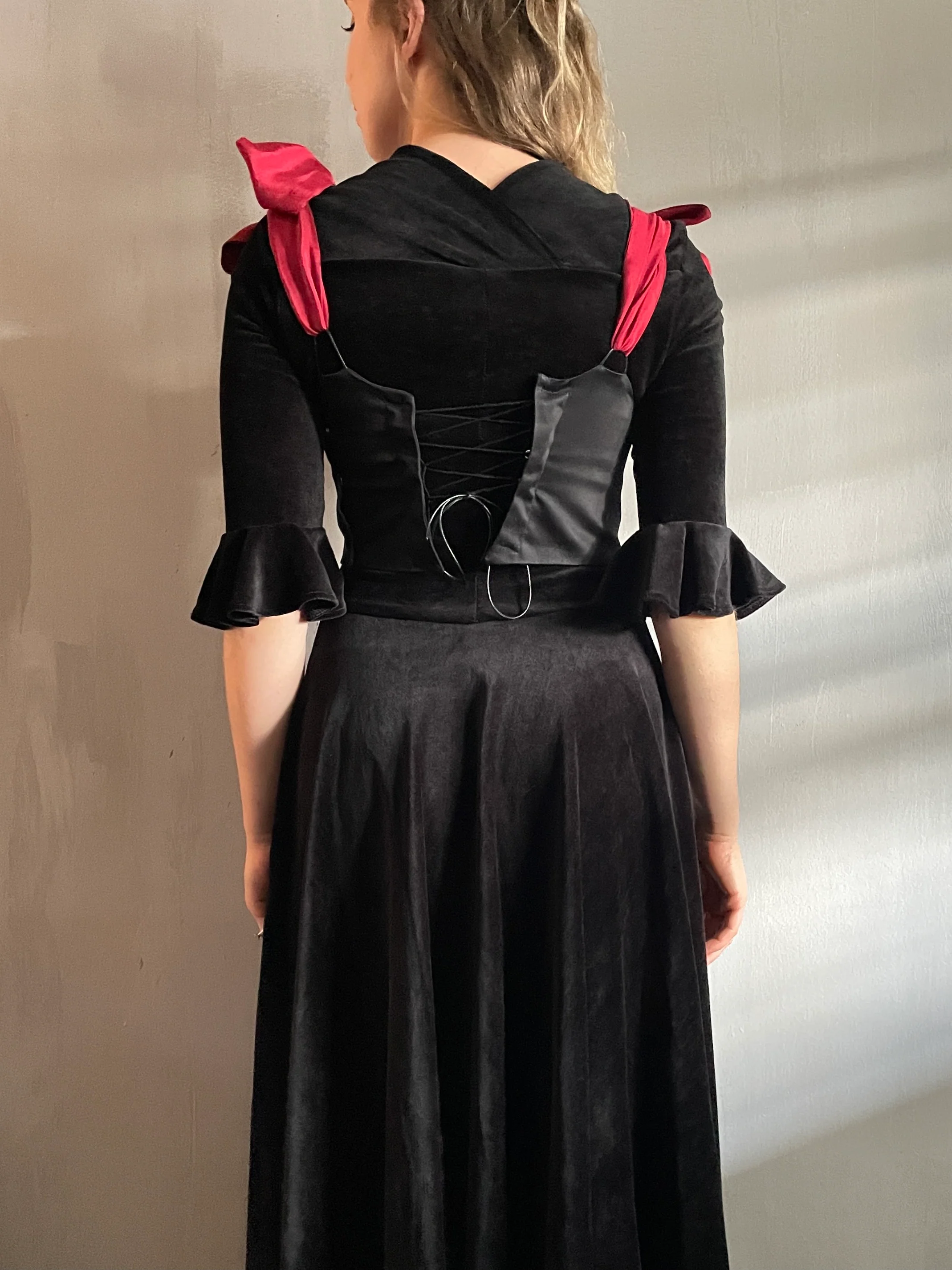 FW 2021: Unicorn in Captivity Bustier - Image 5