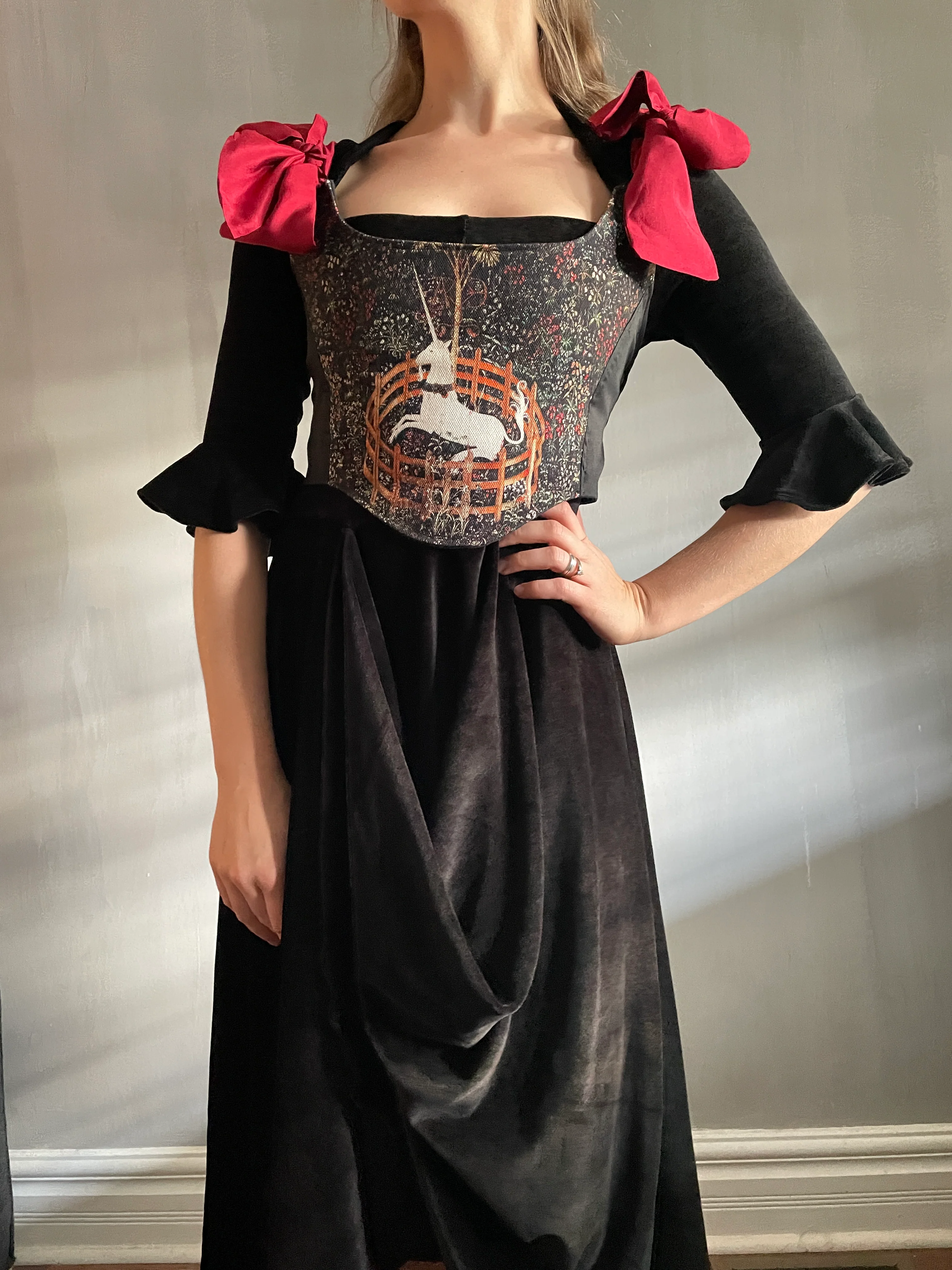 FW 2021: Unicorn in Captivity Bustier - Image 8