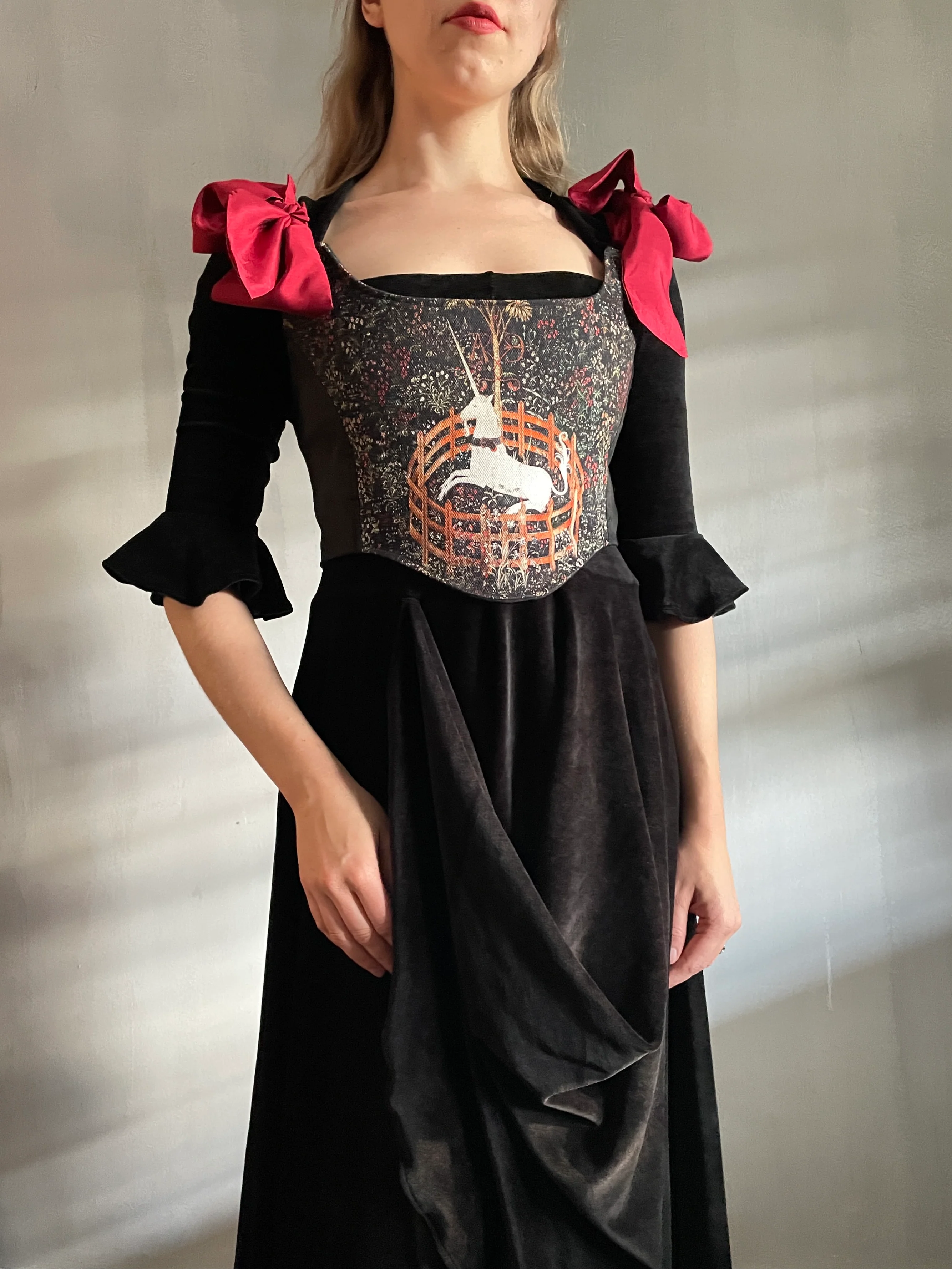 FW 2021: Unicorn in Captivity Bustier - Image 9