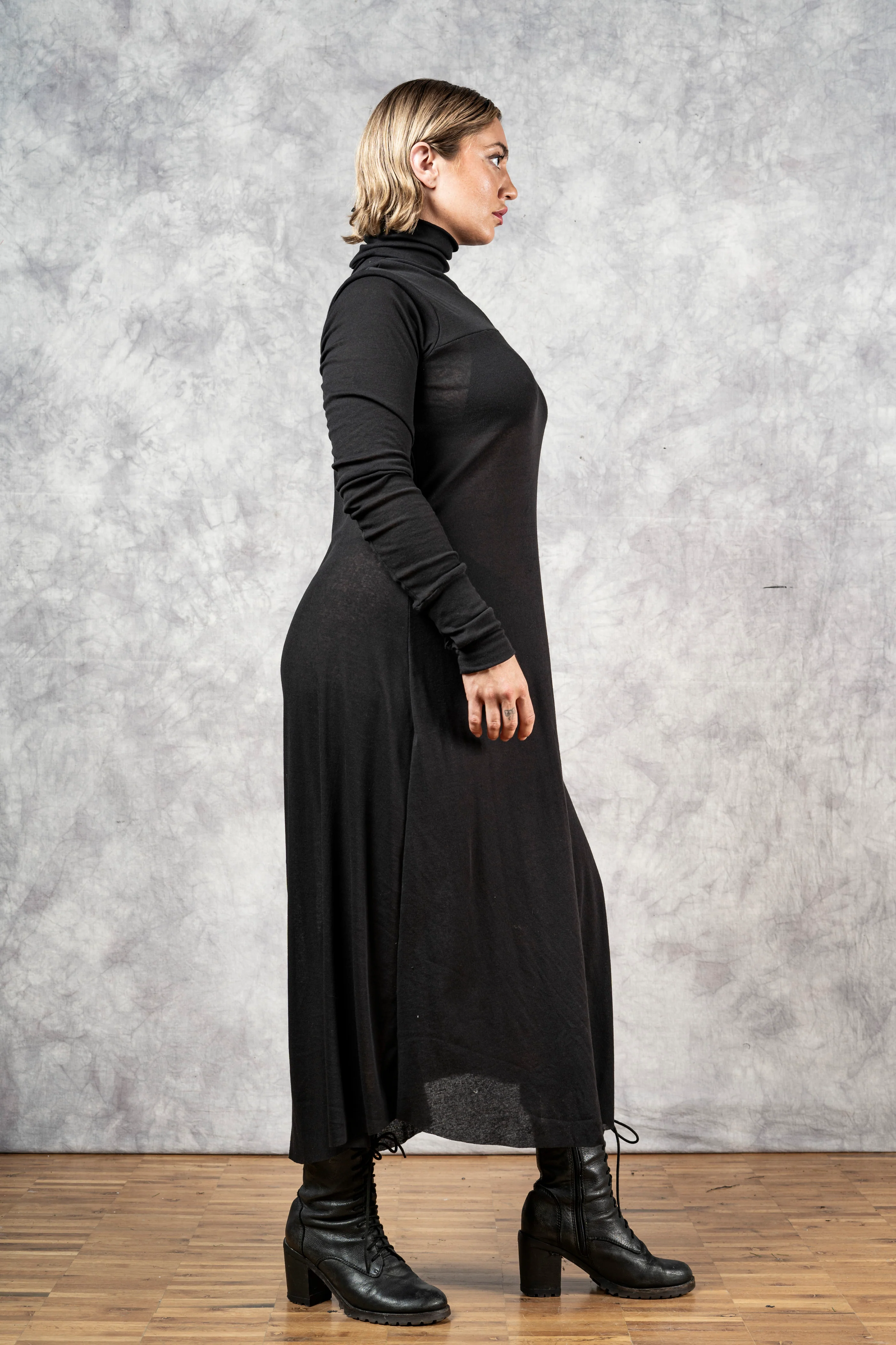 Cross-Seam Maxi Dress - Image 20