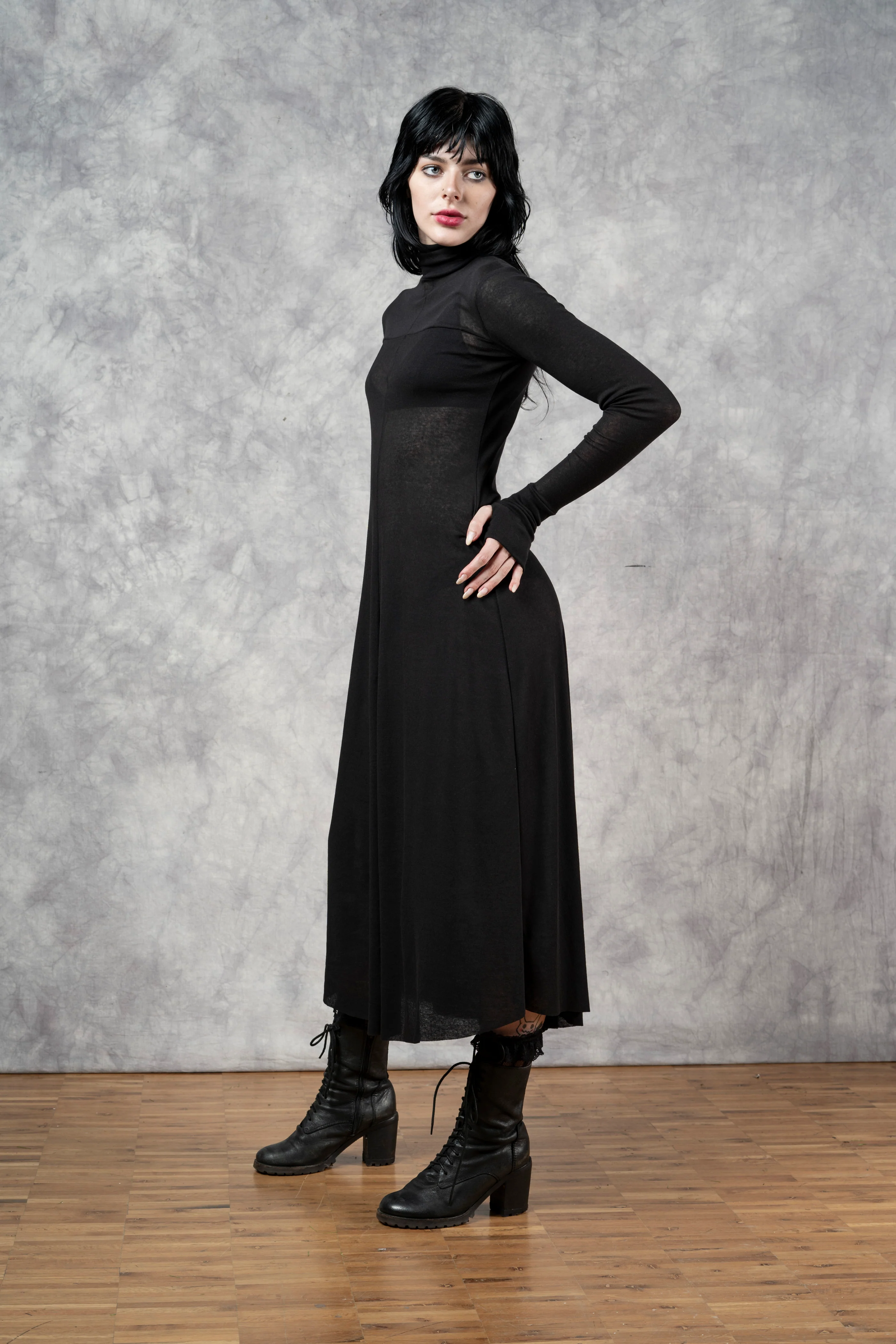 Cross-Seam Maxi Dress - Image 28