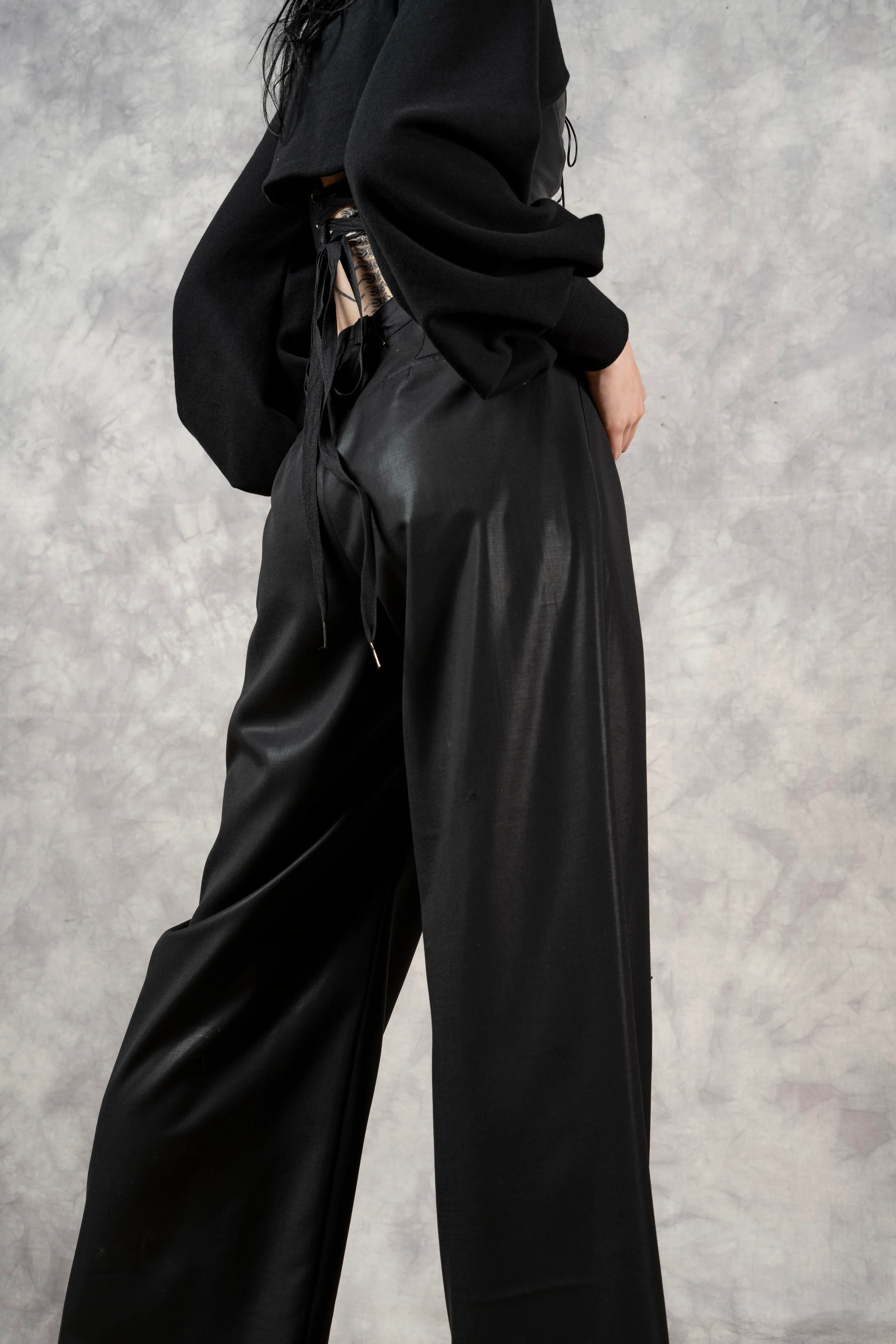Wide Leg Trouser in Black Wool (Size III) - Image 13