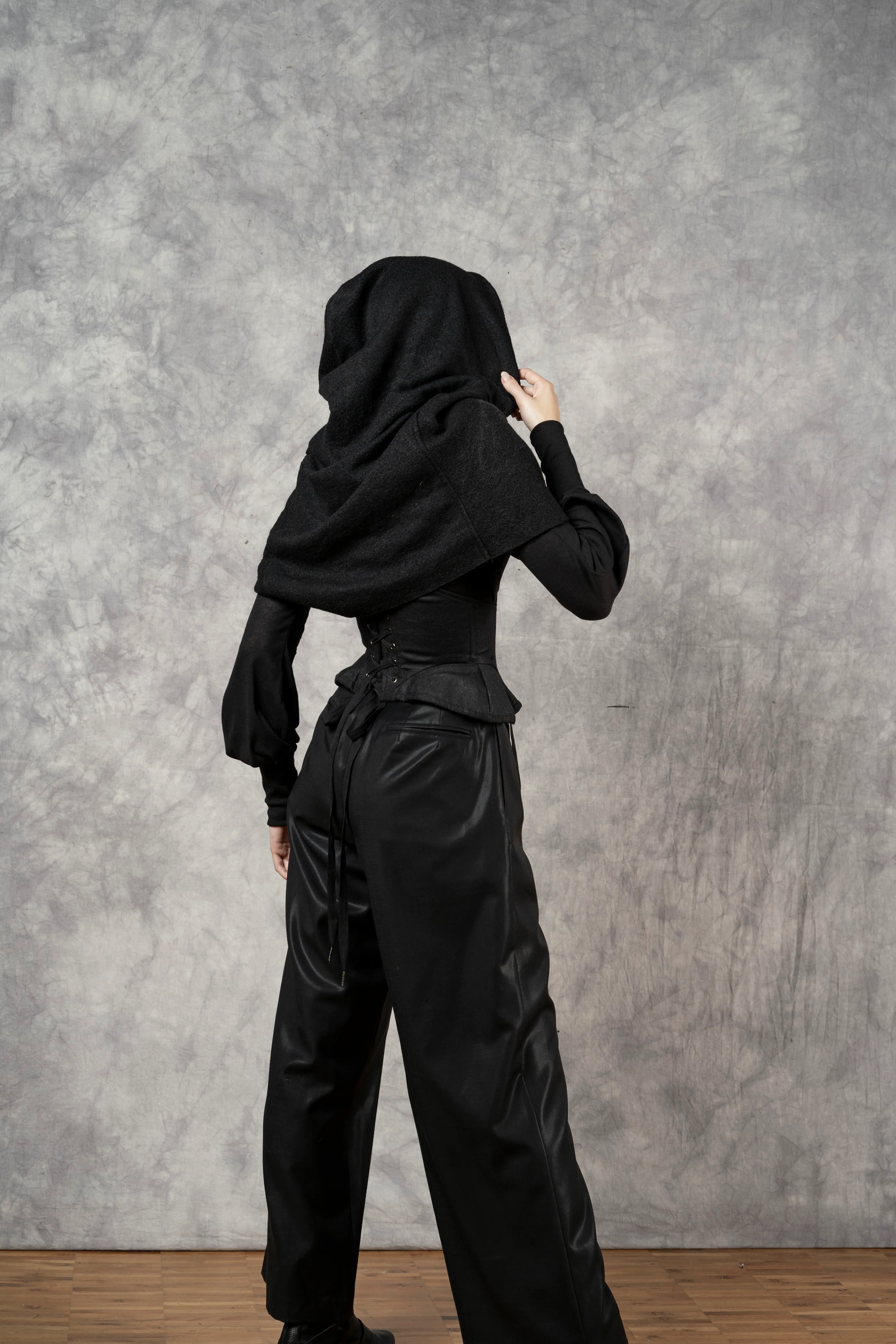 Wide Leg Trouser in Black Wool (Size III) - Image 19