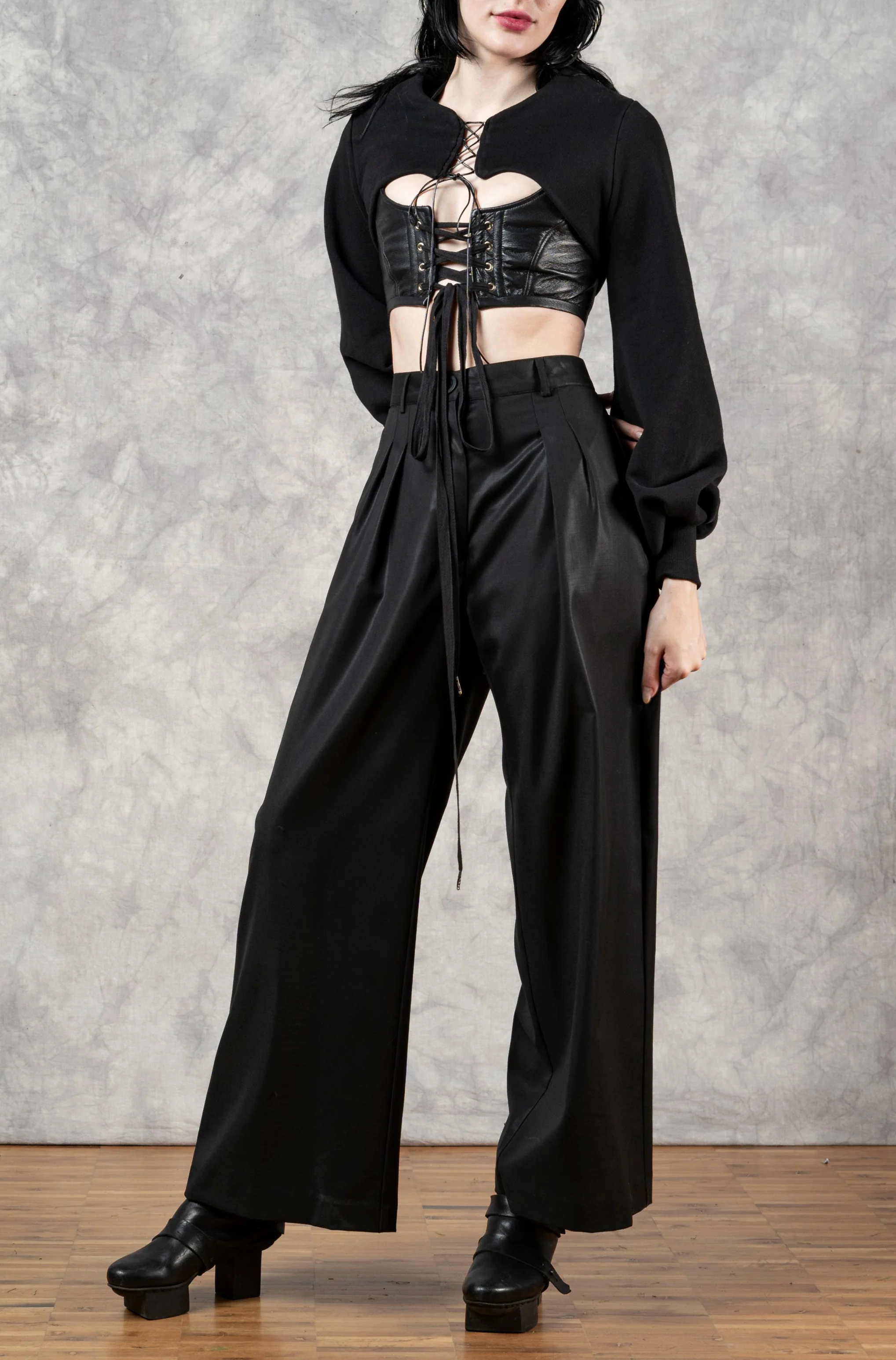 Wide Leg Trouser in Black Wool (Size III) - Image 4
