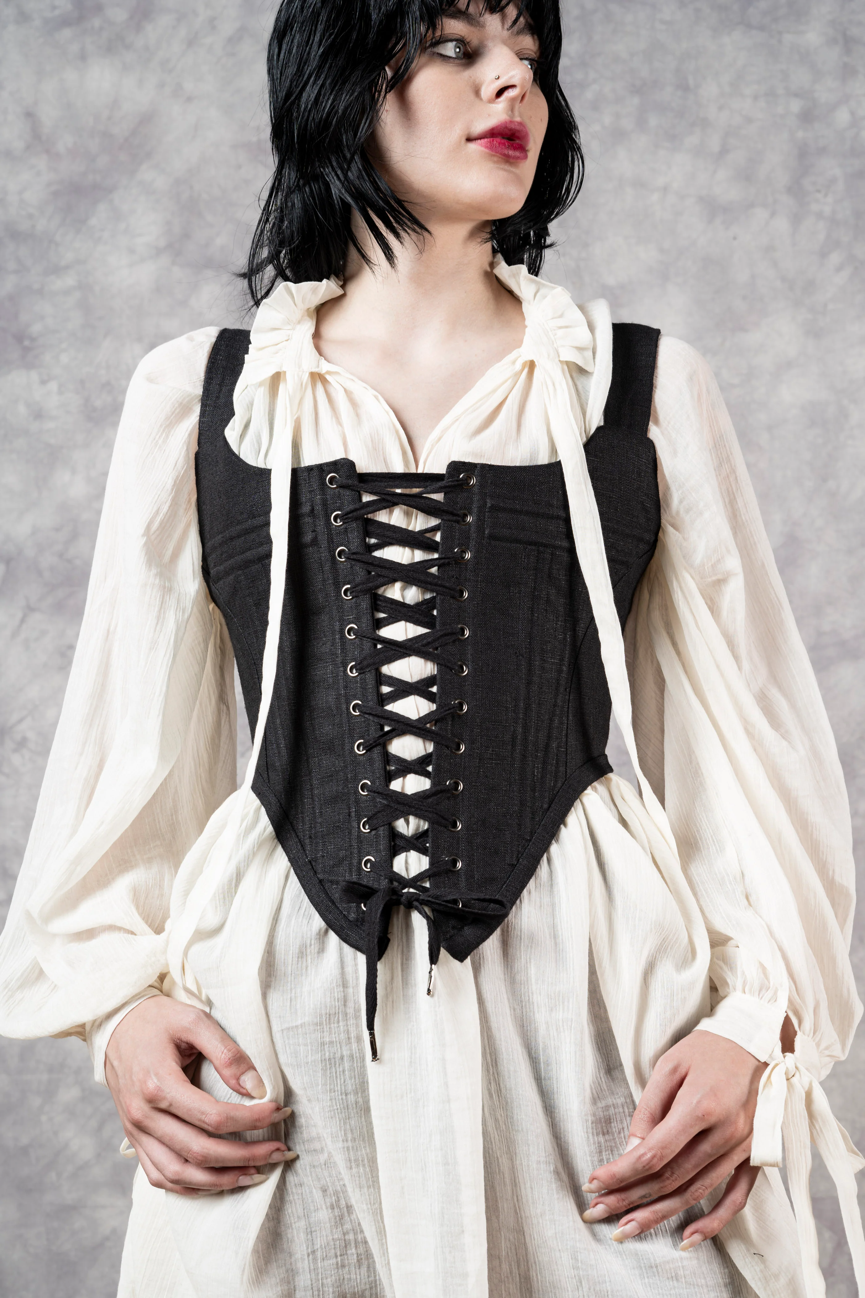 Hybrid Stays in Black Linen (Made-To-Order) - Image 5