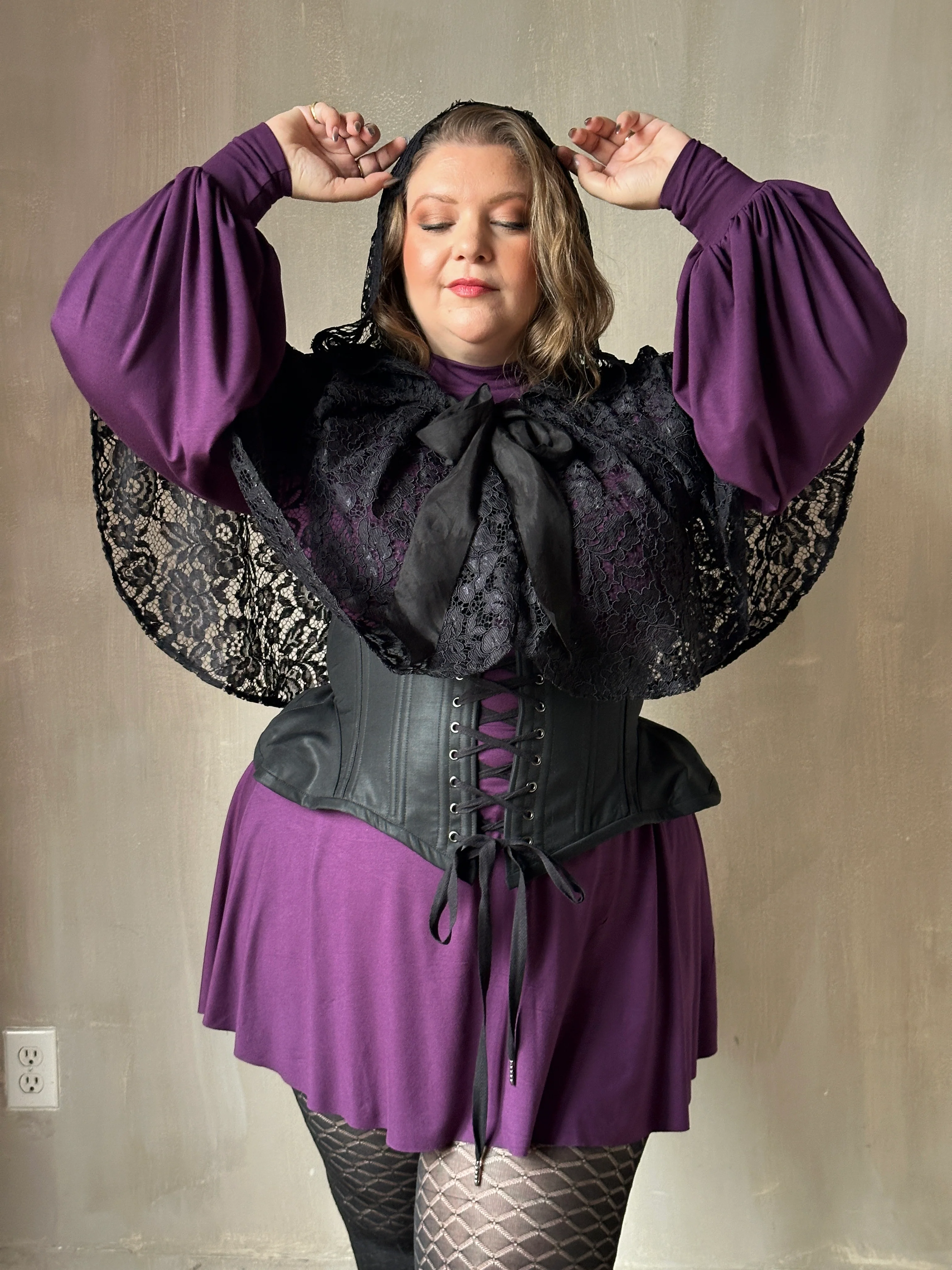 Sample Sale: Underbust Pannier Corset in Wool Sateen (Size IV) - Image 9