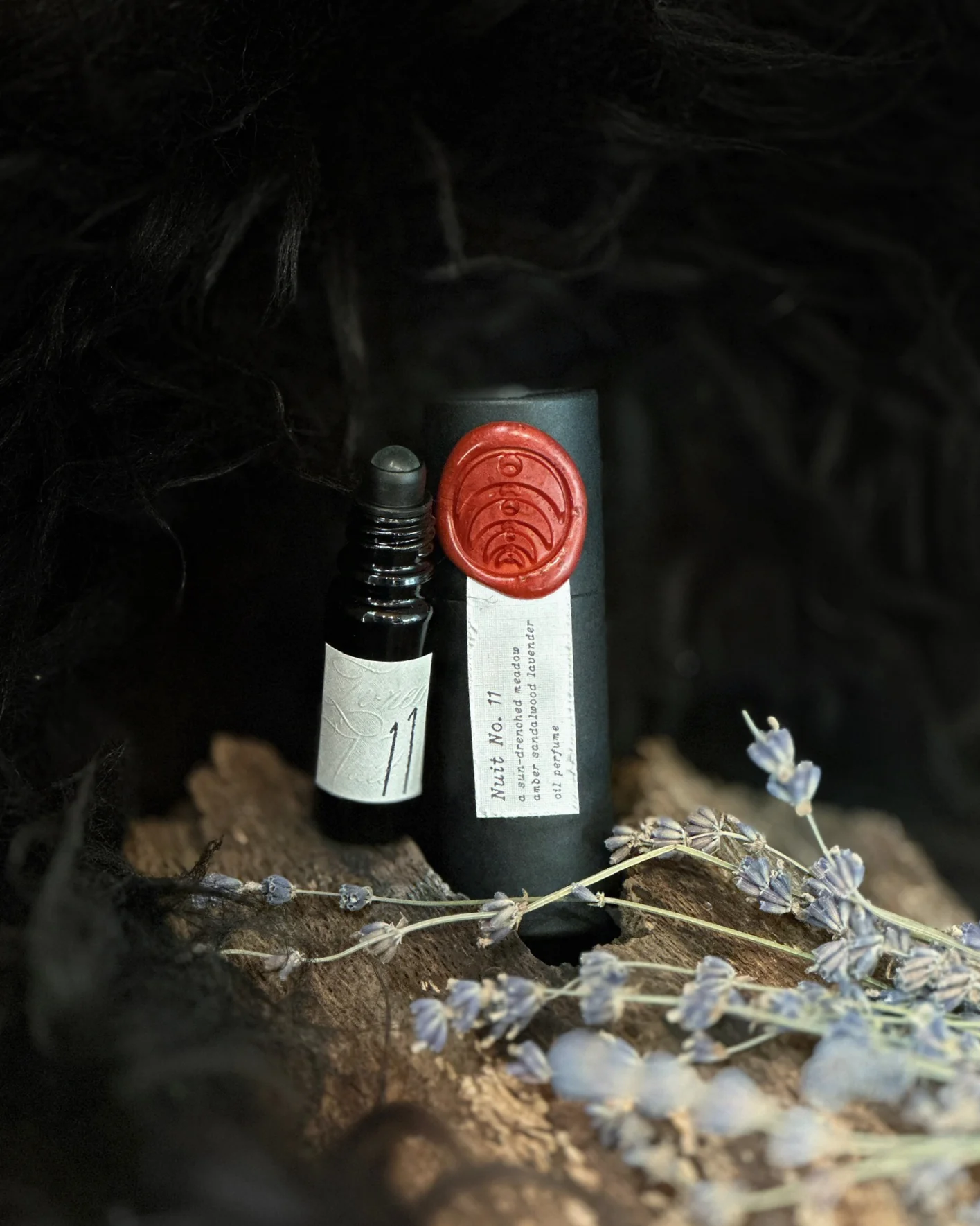 NUIT No. 11 Oil Perfume Sample - Image 6