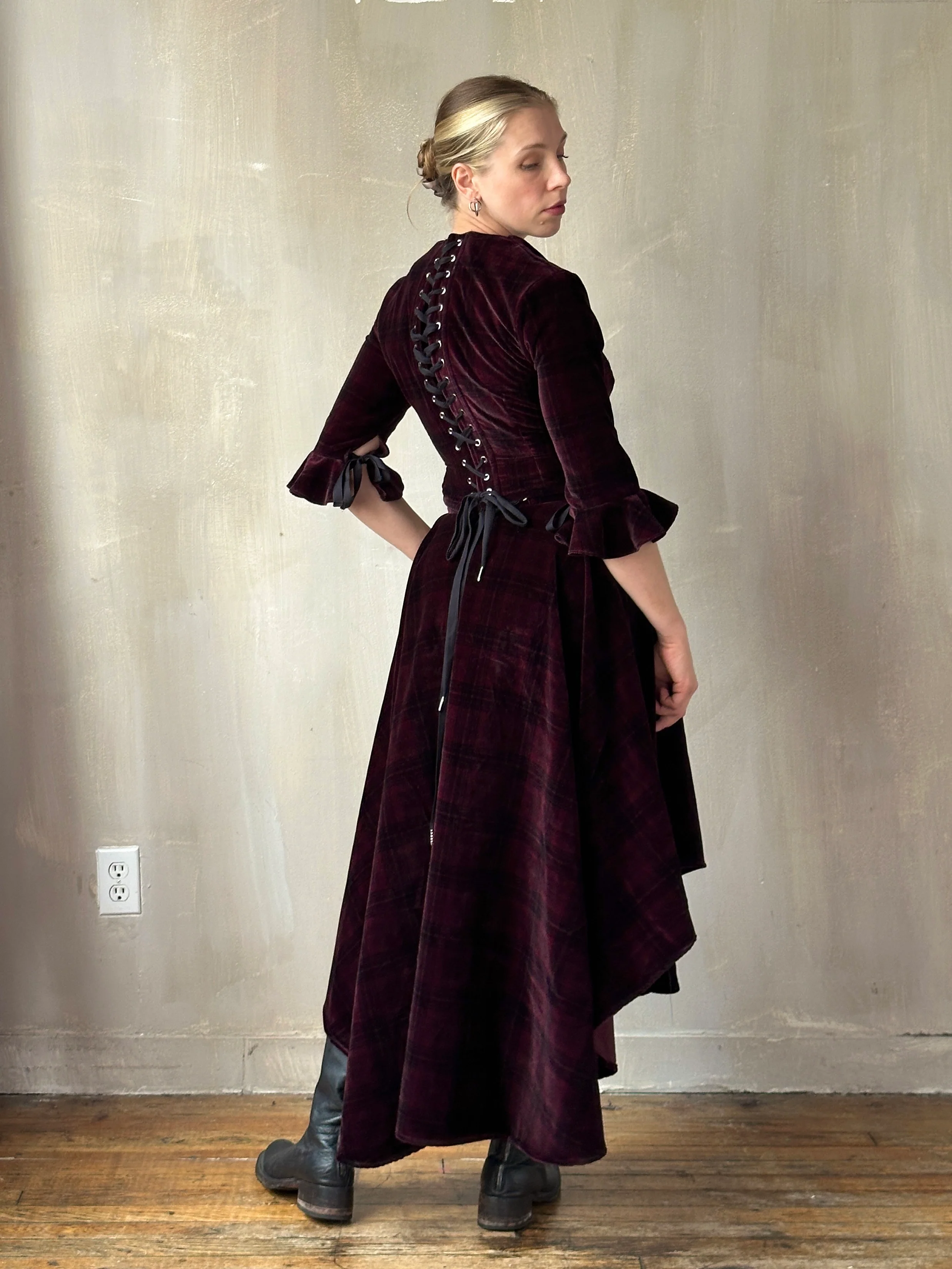 FW25: "Psyche" Pastorale Bodice and Skirt in Wine Tartan (Pre-Order) - Image 7