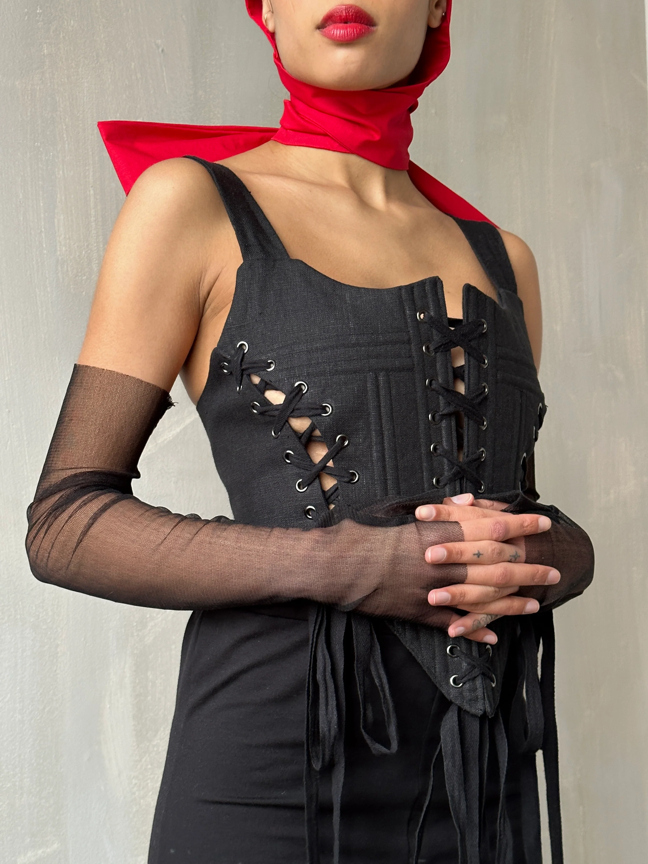 FW'24: Silk Fingerless Opera Gloves in Black (Pre-Order) - Image 8