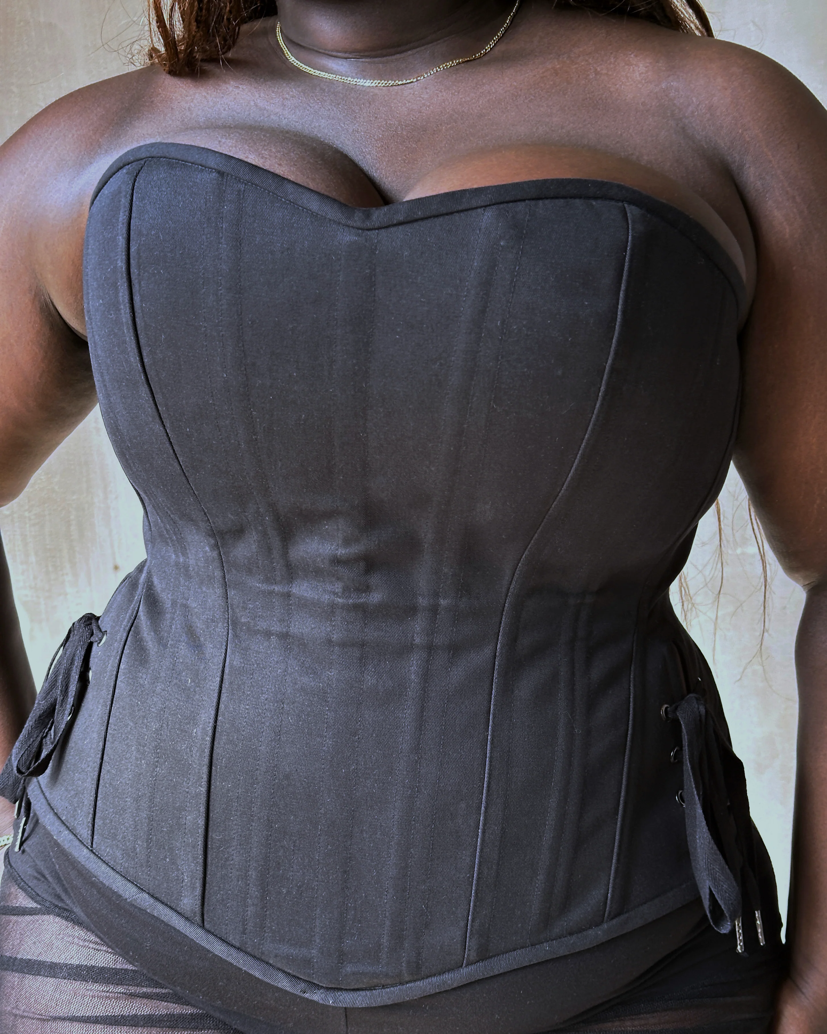 Sample Sale:  Overbust Corset w/ side slit in Black Cotton Twill (Size V) - Image 3