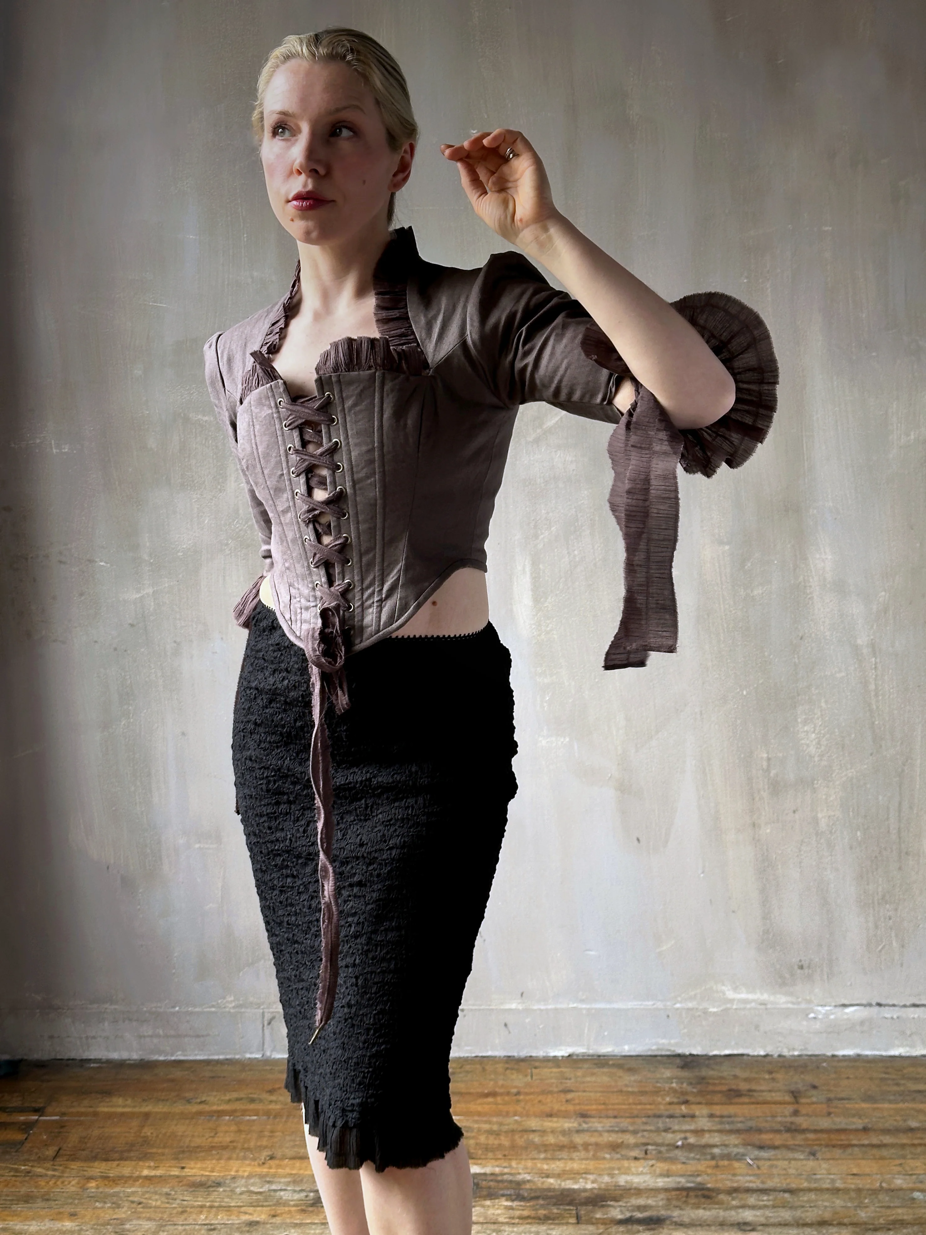 Spring '26: Pastorale Bodice in Mauve Taupe Linen (Pre-Order, Limited Edition) - Image 3