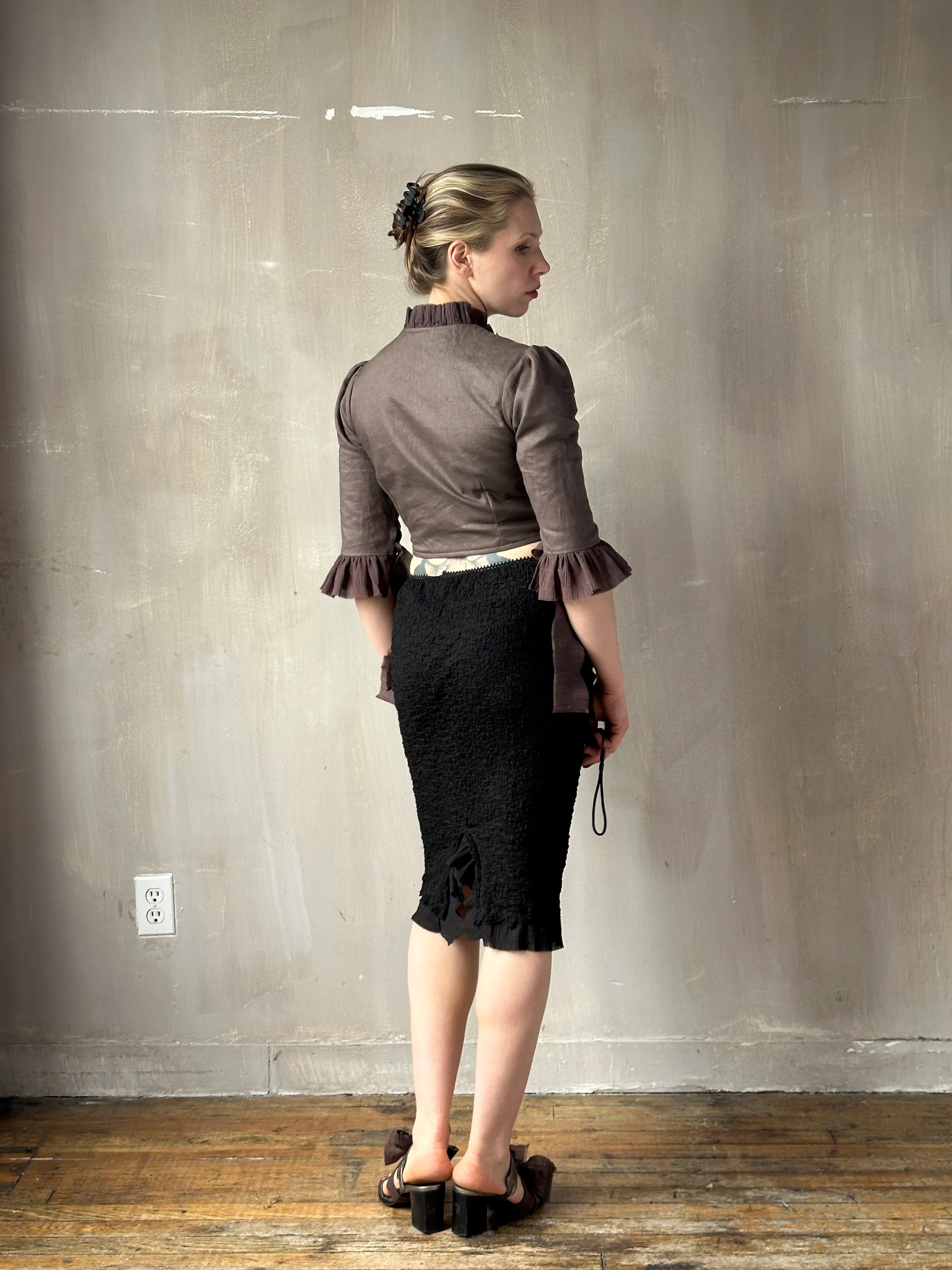 Spring '26: Pastorale Bodice in Mauve Taupe Linen (Pre-Order, Limited Edition) - Image 6