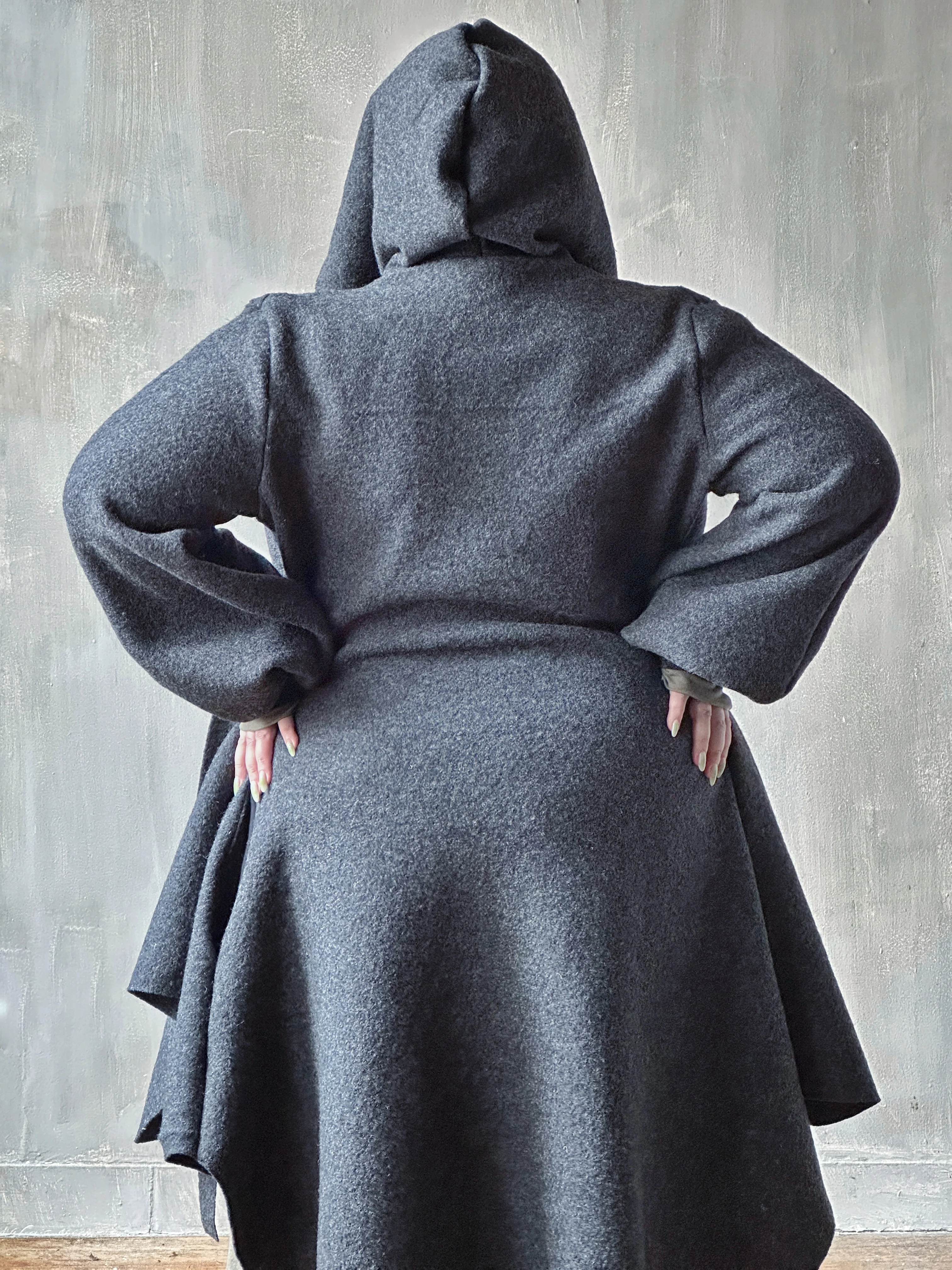 Sample Sale: Tournure Coat in Pure Wool (Dark Heather Grey, Size II) - Image 11
