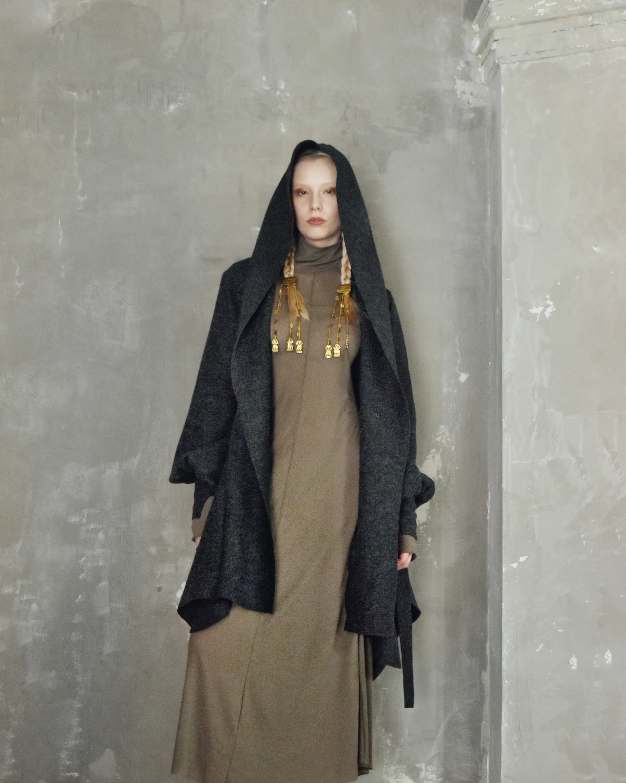 Sample Sale: Tournure Coat in Pure Wool (Dark Heather Grey, Size II) - Image 5