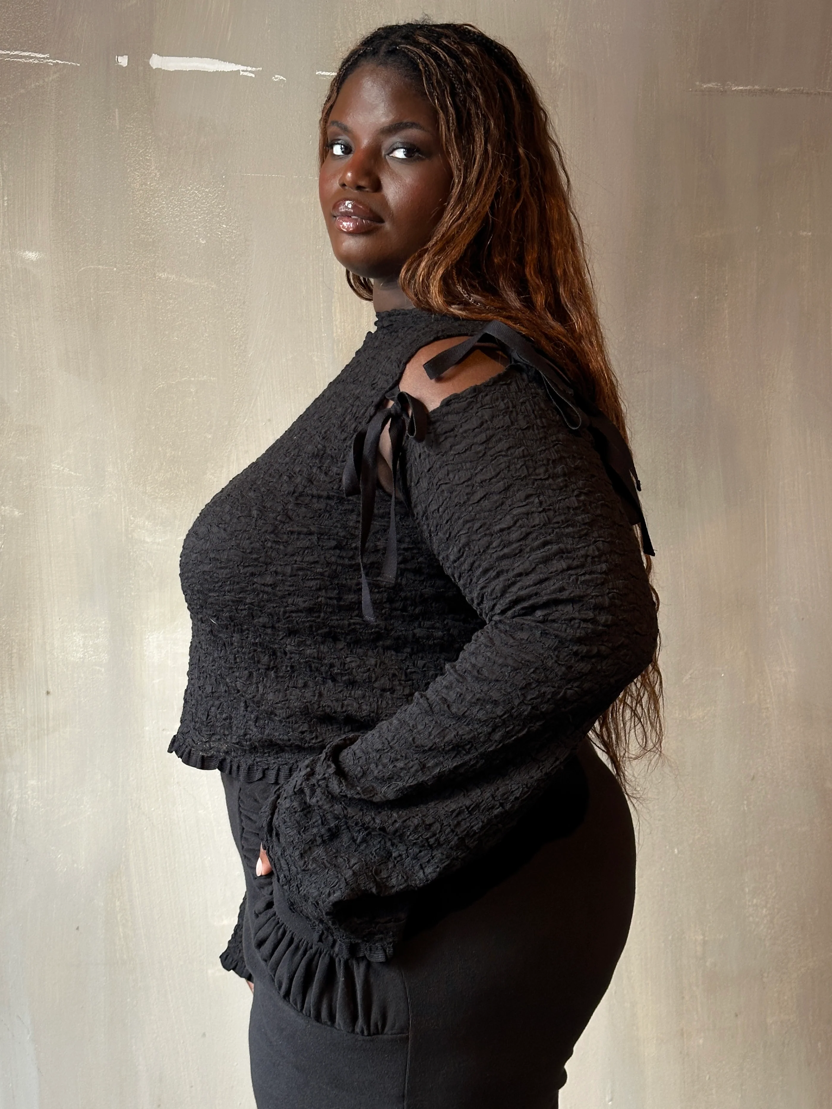 Winter '26: Detached Sleeve Top in Textured Black Cotton (Pre-Order) - Image 13