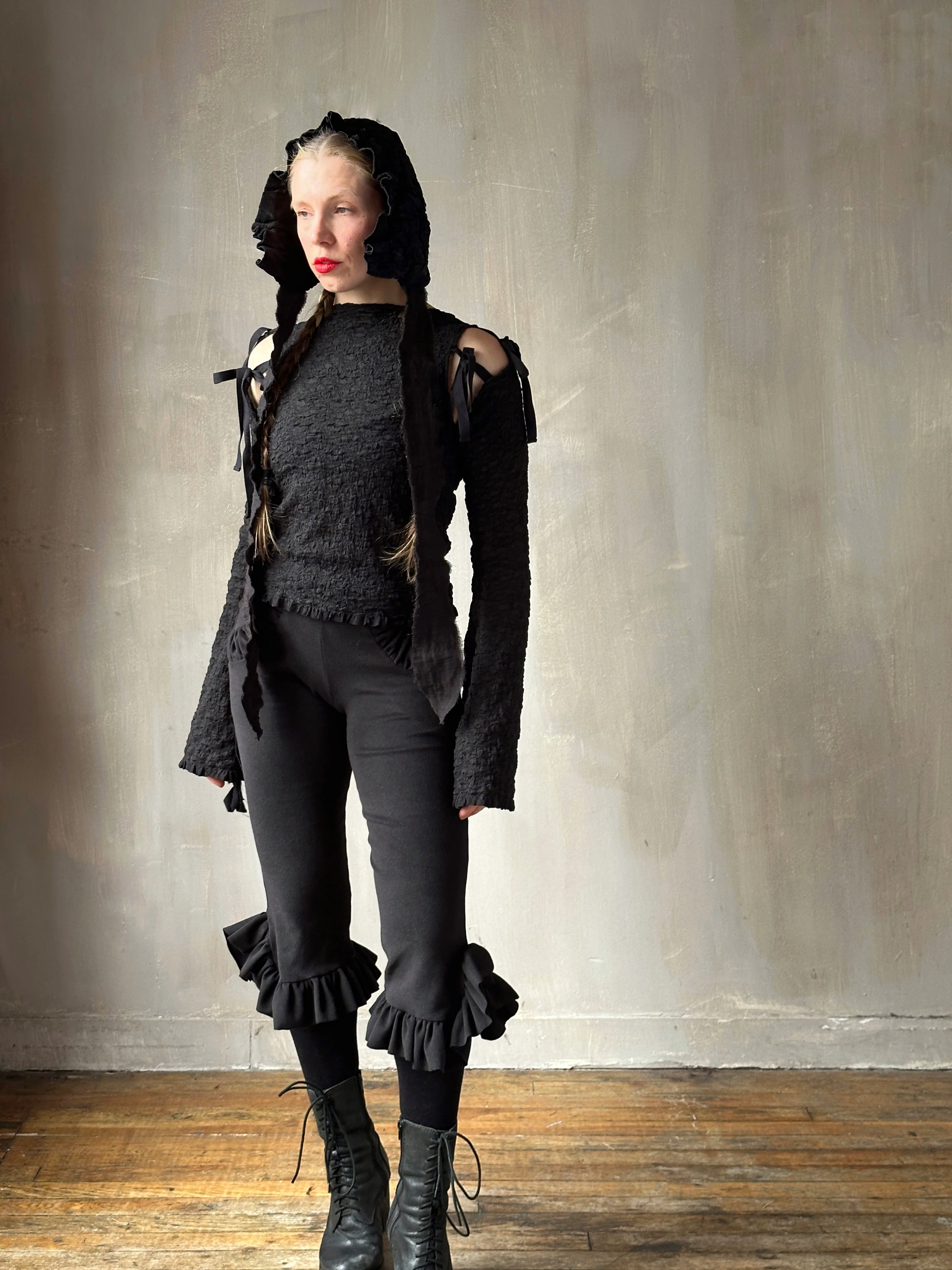 Winter '26: Detached Sleeve Top in Textured Black Cotton (Pre-Order) - Image 8