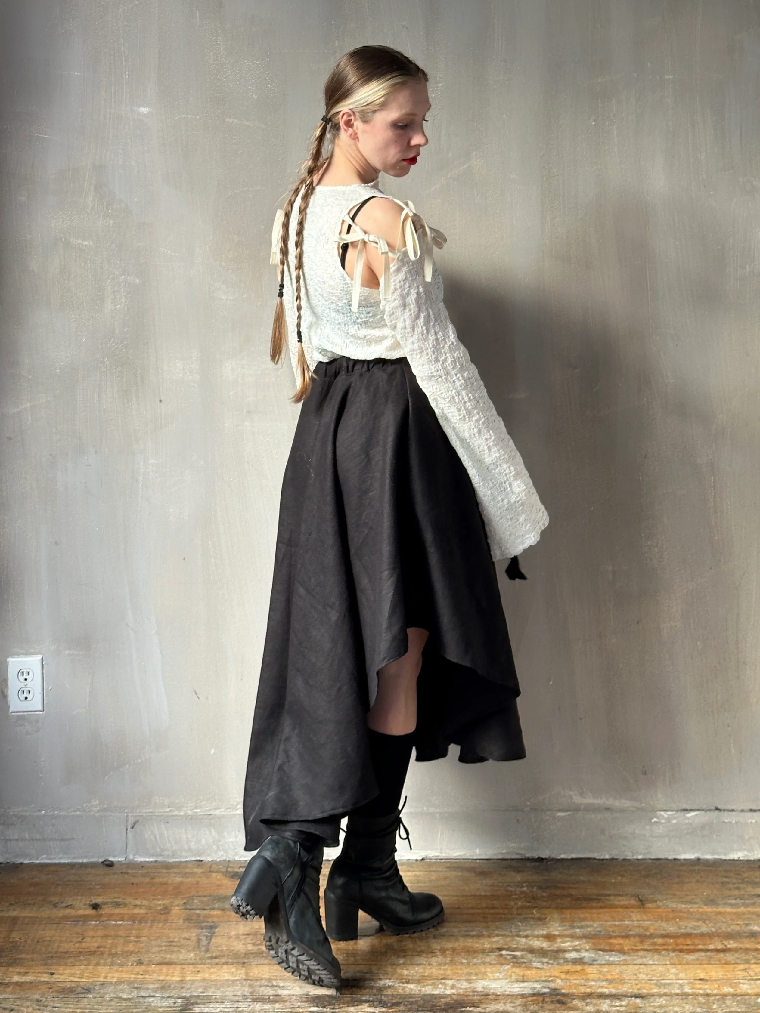 Winter '26: Detached Sleeve Top in Textured Cream Cotton (Pre-Order) - Image 23